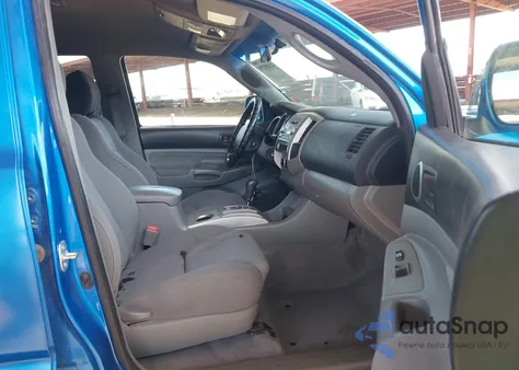 2007 Toyota Tacoma Prerunner V6 z USA, uszkodzony, nr VIN 5TEJU62N07Z464940